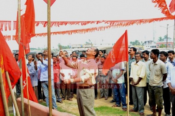Tripura Hawkers Union observes foundation day 